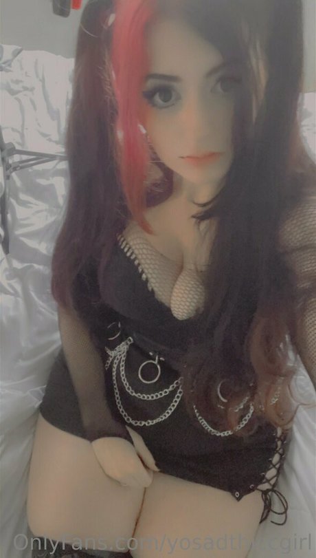 yosadthiccgirl スター 写真