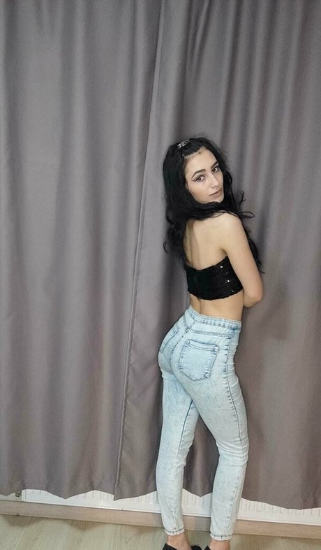 小柄なブロンドの熟女OnlyFans xxx 写真