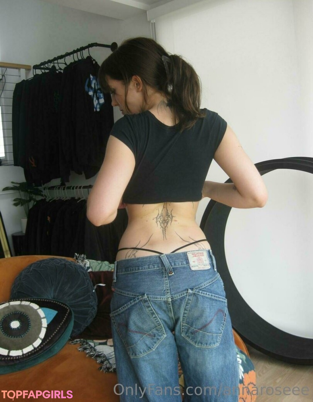 annaroseee profile image