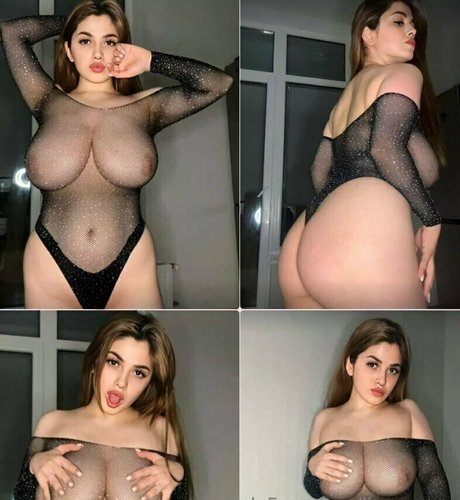 アナルパウグオンリーファンズ 美しいヌード 写真