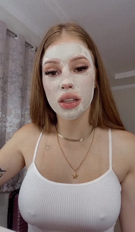 Kamila Borges モデル 写真