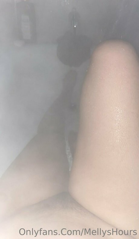 小柄なブロンドの熟女OnlyFans 美しい裸 ギャラリー