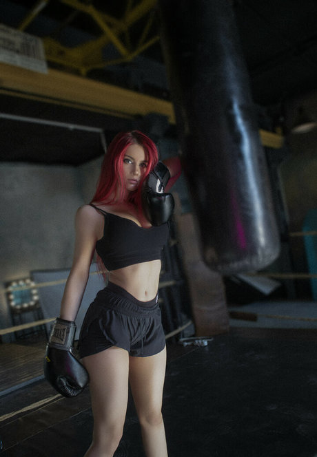 Angie Strelnikova ポルノスター パーフェクト 画像