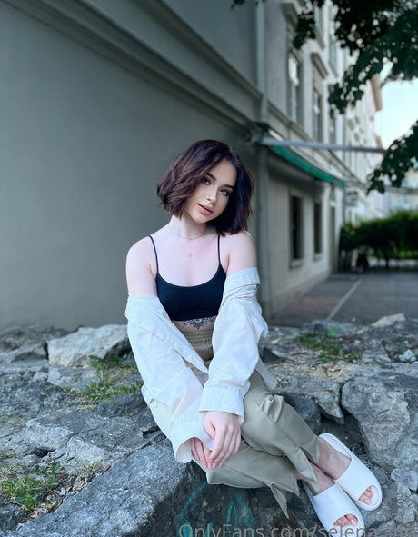 selena girl トップモデル 写真