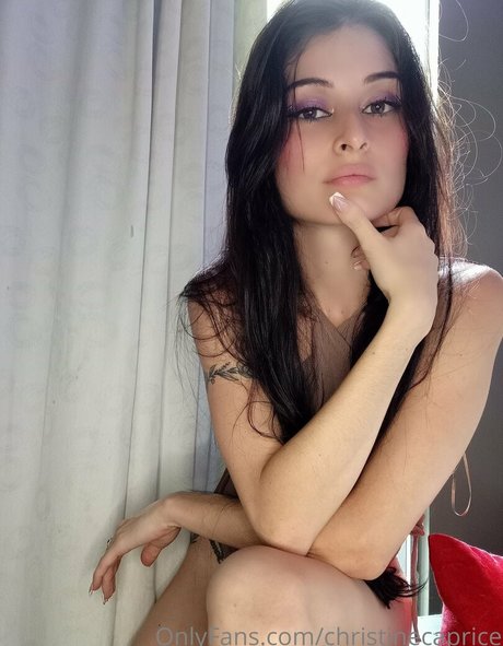 christinecaprice ポルノスター 写真