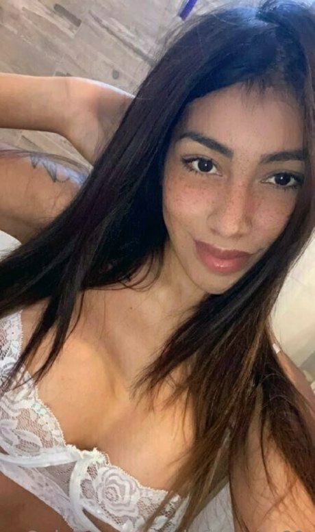 dafnecute69 エロティックモデル ギャラリー