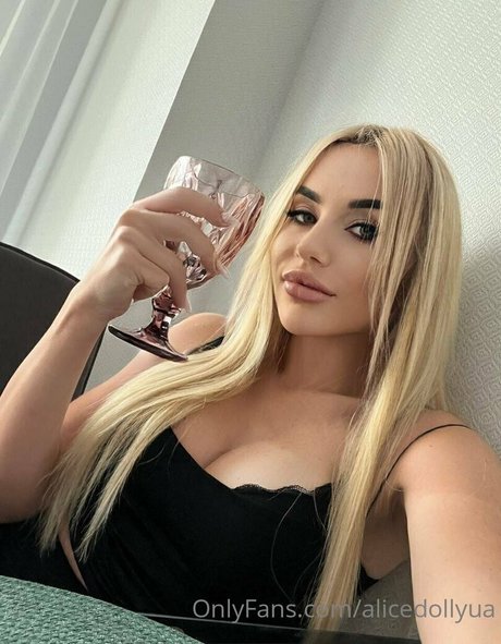 alicedollyua HD女優 写真