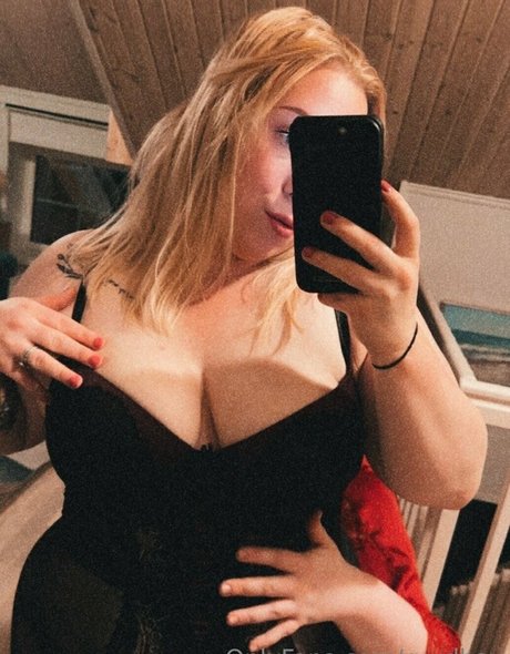 ruudbay セクシーモデル 写真