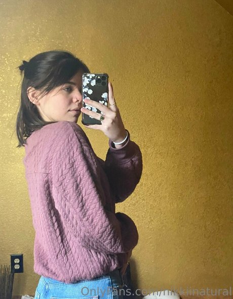 アジアの女性支配OnlyFans 裸 画像