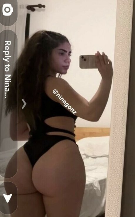 NinaGonz ポルノスター 素敵 写真