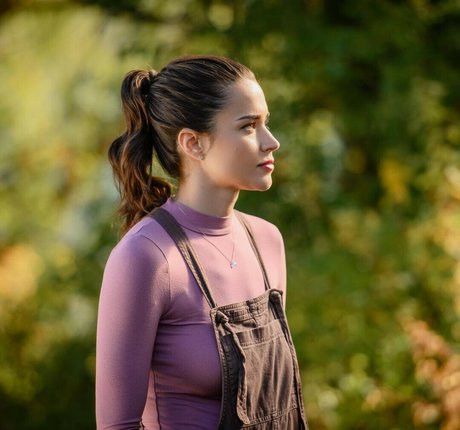 Rhiannon Fish 無料モデル ギャラリー