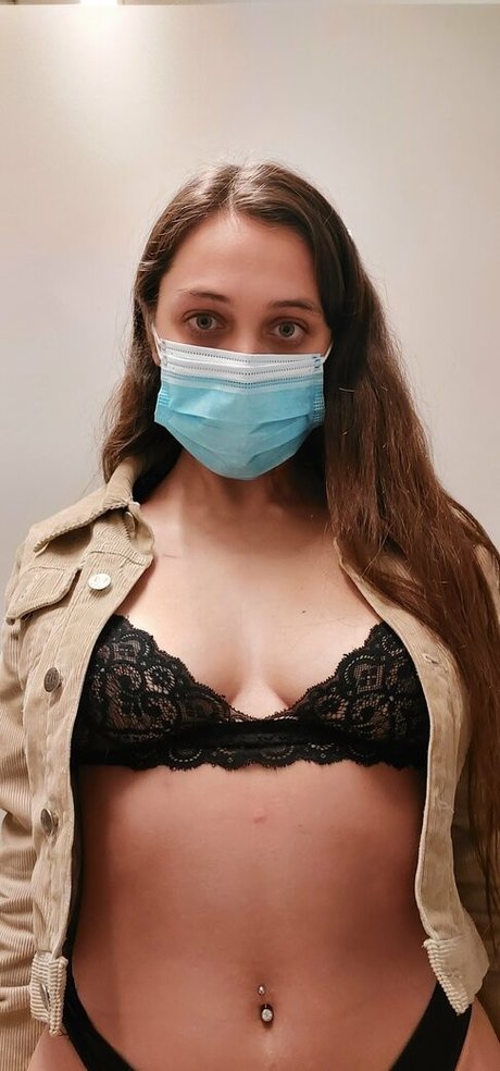 アジア人フィンドムOnlyFans ヌード 画像