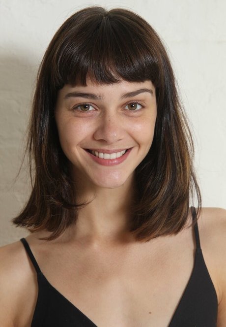 Emma Appleton ヌード女優 アーカイブ