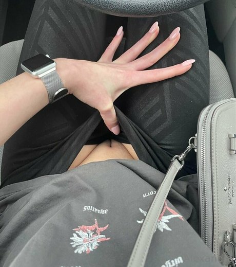 brunetteheadbaddie スター ヌード 画像