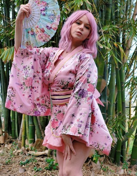 aedanraynevip エロティックなポルノスター 写真