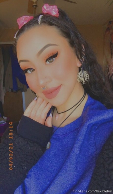 flexiblefun 裸のスター ギャラリー