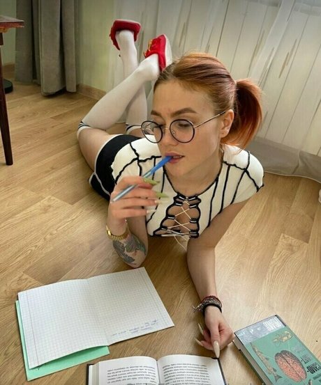 redkittyonly かわいいスター 写真