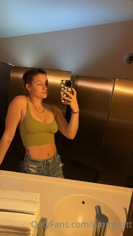 emmasttt ポルノスター 美しい 写真