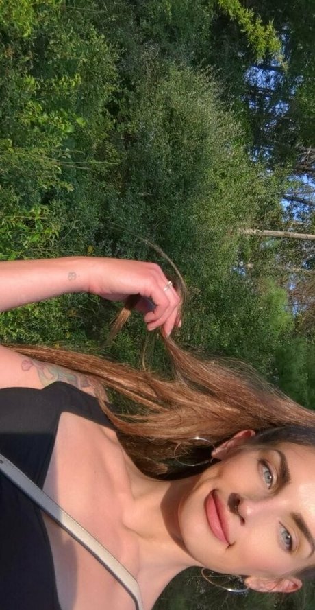 曲線美のティーンズOnlyFans 無料ヌード ギャラリー