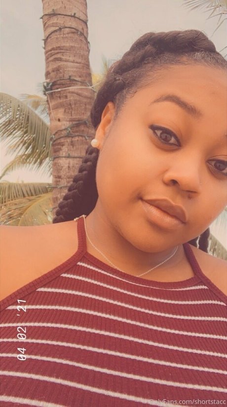 shortstacc 無料のポルノスター 画像