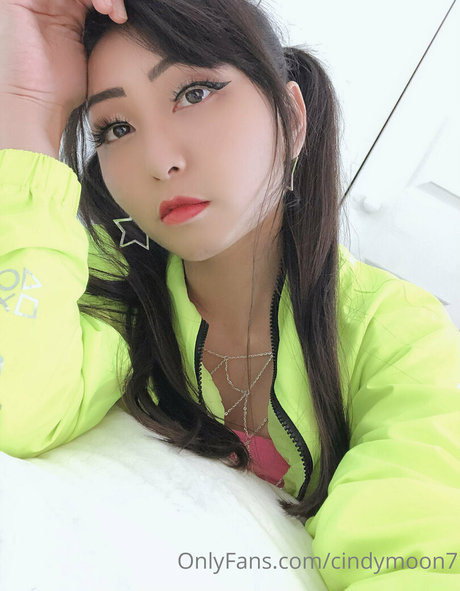 アジアンフィットネス OnlyFans ヌード 写真