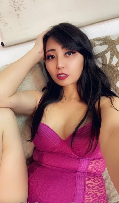 ビキニストリップOnlyFans ポルノ 画像