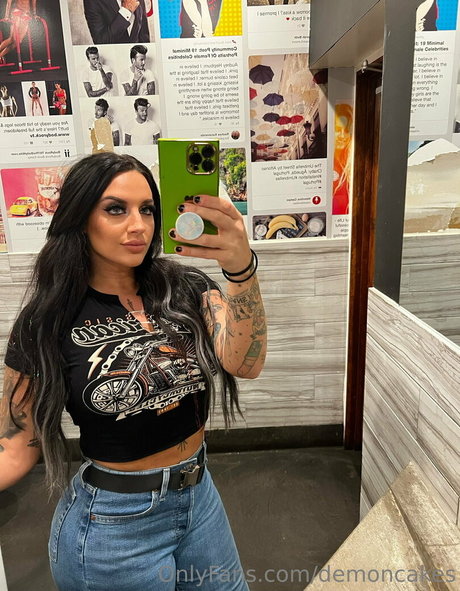 Demoncakes トップスター アーカイブ