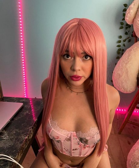 lilyhurtadoxd ポルノスター アダルト ギャラリー