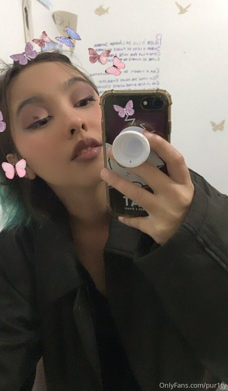 ブルネットの教師OnlyFans アート裸 写真