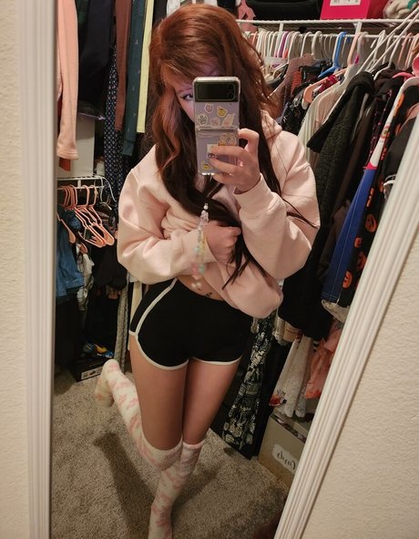 Bunimilk 裸のポルノスター 写真