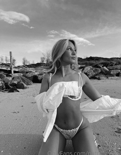 patriciax0x0 ヌードモデル 写真