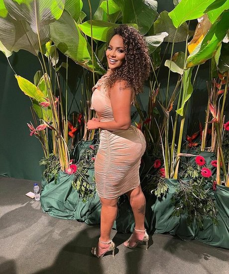 Juh Campos ポルノスター 素敵 写真