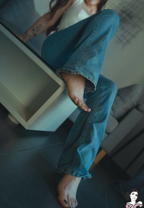 Kamikasered ポルノスター アート 画像