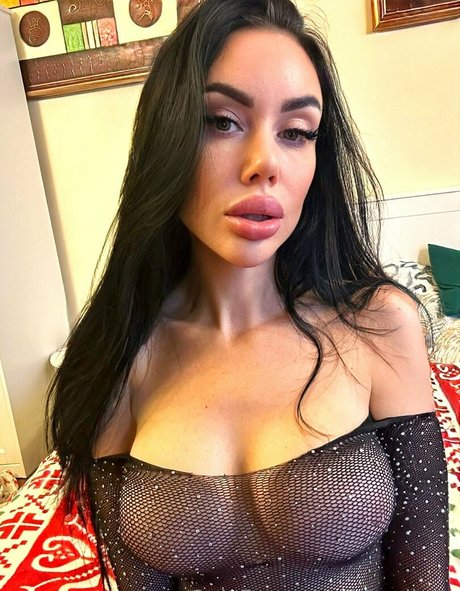 裸の写真 OnlyFans 美しいポルノ ギャラリー