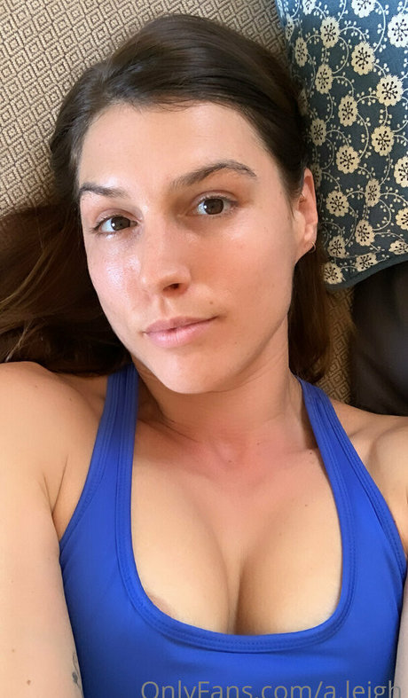 a leigh ヌードモデル 写真