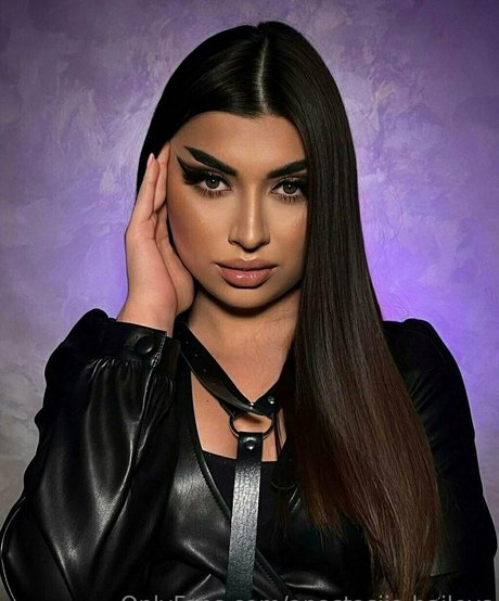 anastasiia baileys セックスポルノスター 写真