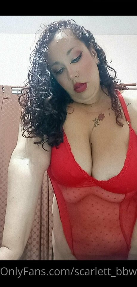 scarlett bbwhot 裸のモデル 写真