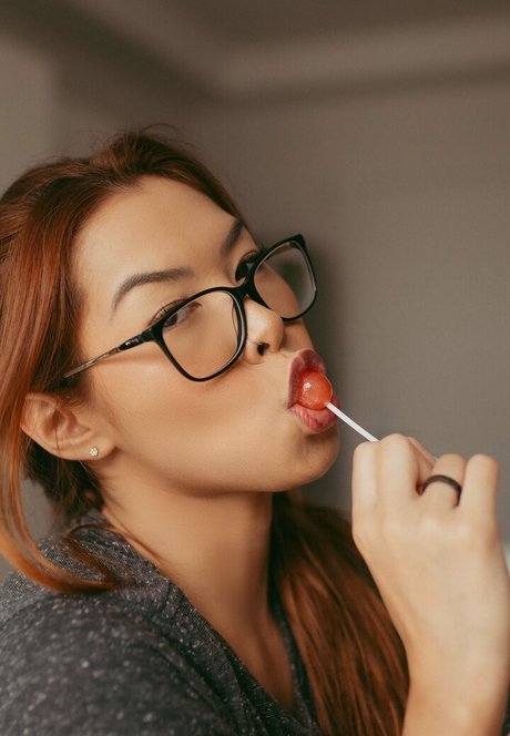 お金 OnlyFans 限定 写真