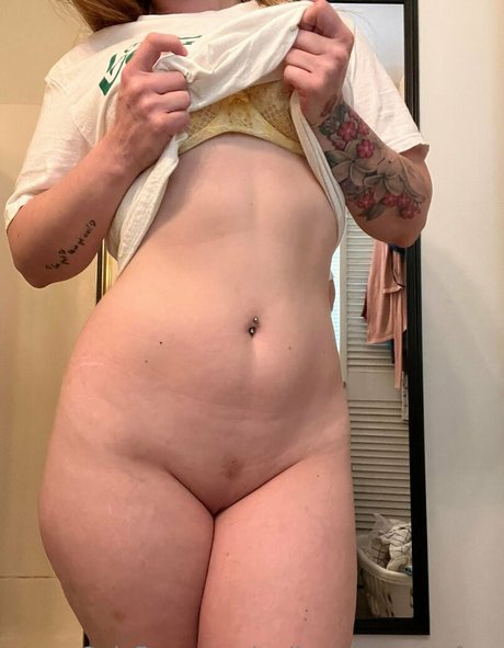 PawgトランスOnlyFans アートポルノ 写真