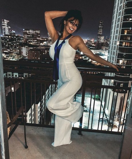 Becky Bandini 完璧な女優 写真