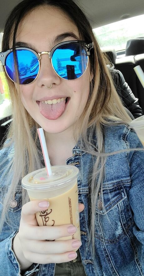 アジアンベイビーOnlyFans セクシーヌード 写真