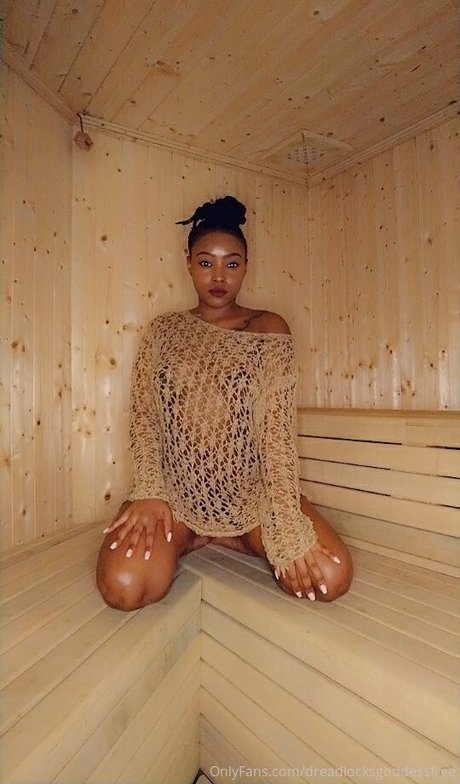 dreadlocksgoddessfree ポルノスター 裸 写真