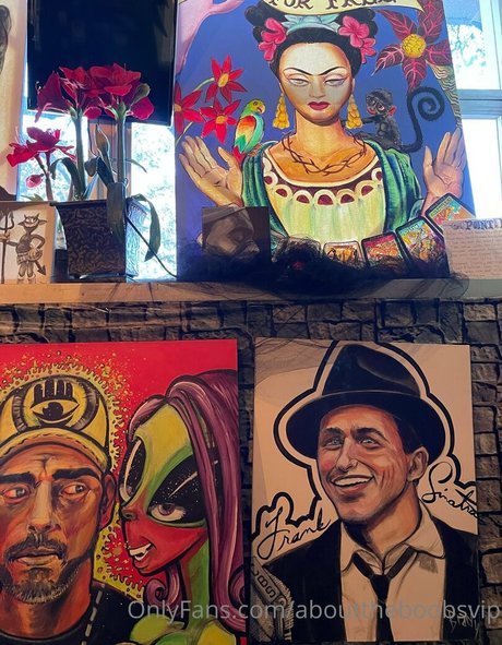 裸のトゥインクOnlyFans ホットヌード 画像