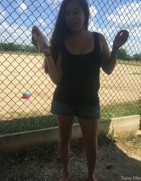 devilishdaisy かわいいモデル 写真