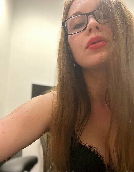 完璧なボディ OnlyFans 美しいヌード 画像