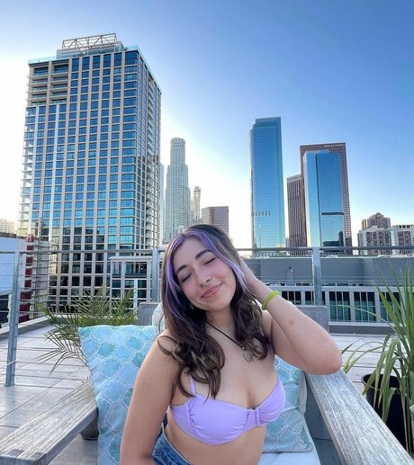 Tiana Renay トップモデル 写真