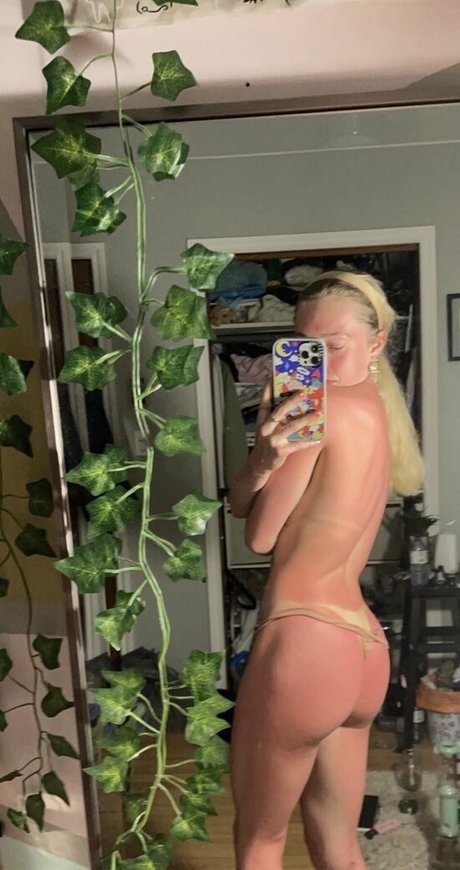 urdirtygirl420 ポルノスター 独占 写真