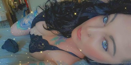 itsyagirlsky 無料スター 写真