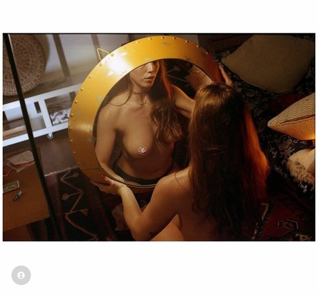 Kimkah セックス女優 写真