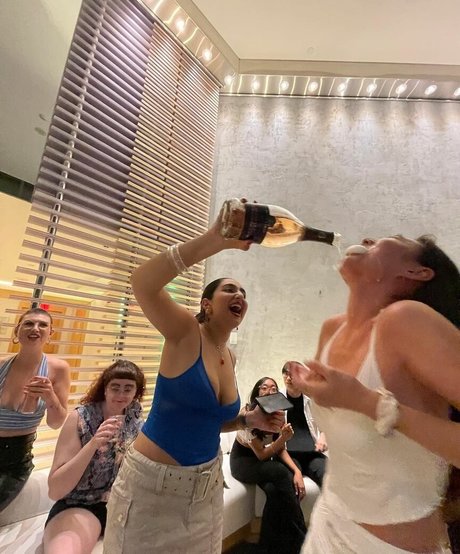 bubbablith 美しいモデル ギャラリー